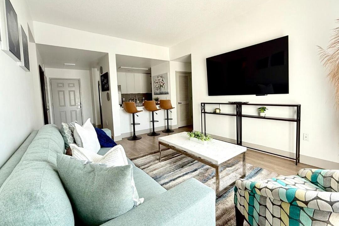 Photo of Livingroom in Charlotte Center City