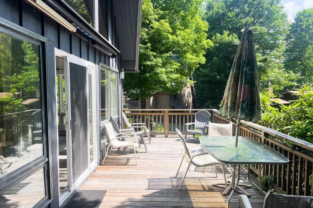 Photo of Patio Balcony in Newland