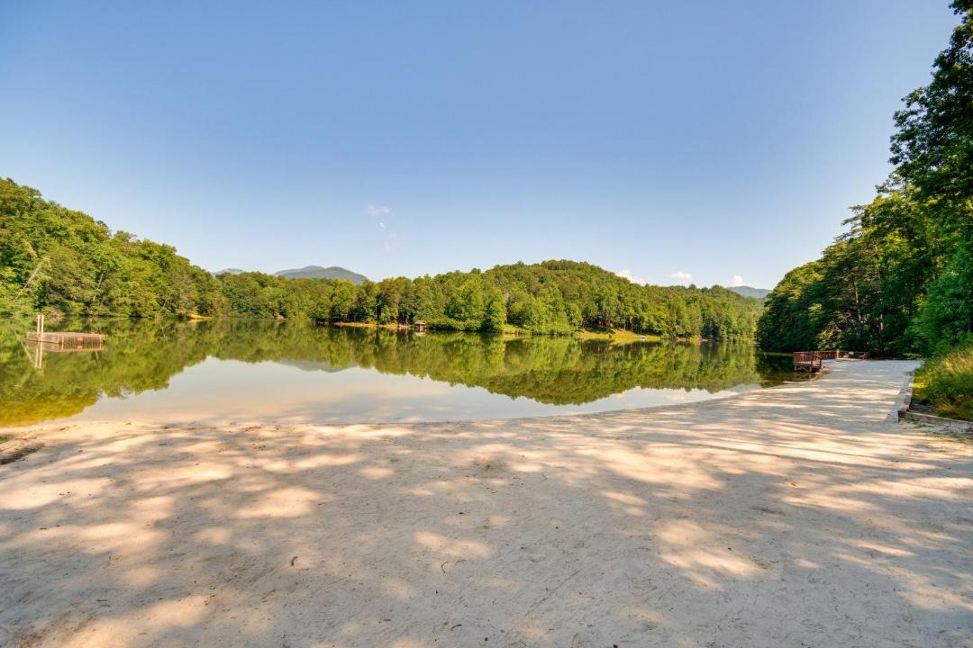 Photo of Others in Lake Lure
