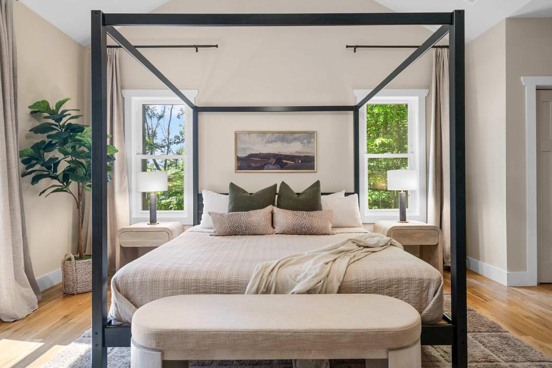 Photo of Bedroom in Asheville