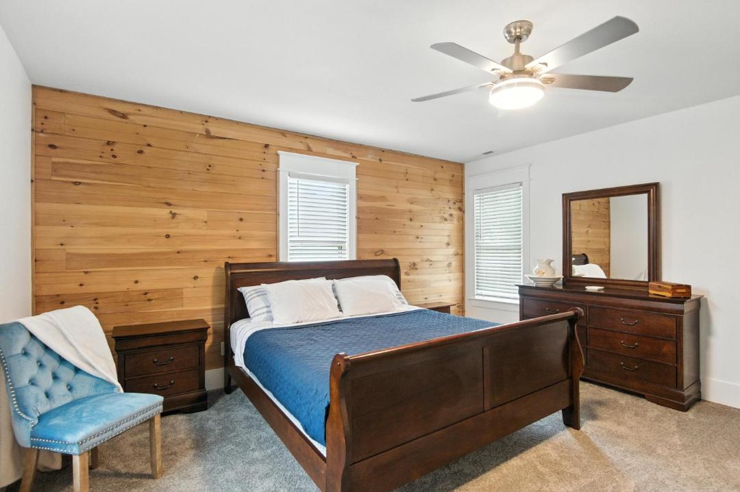 Photo of Bedroom in Elizabeth City