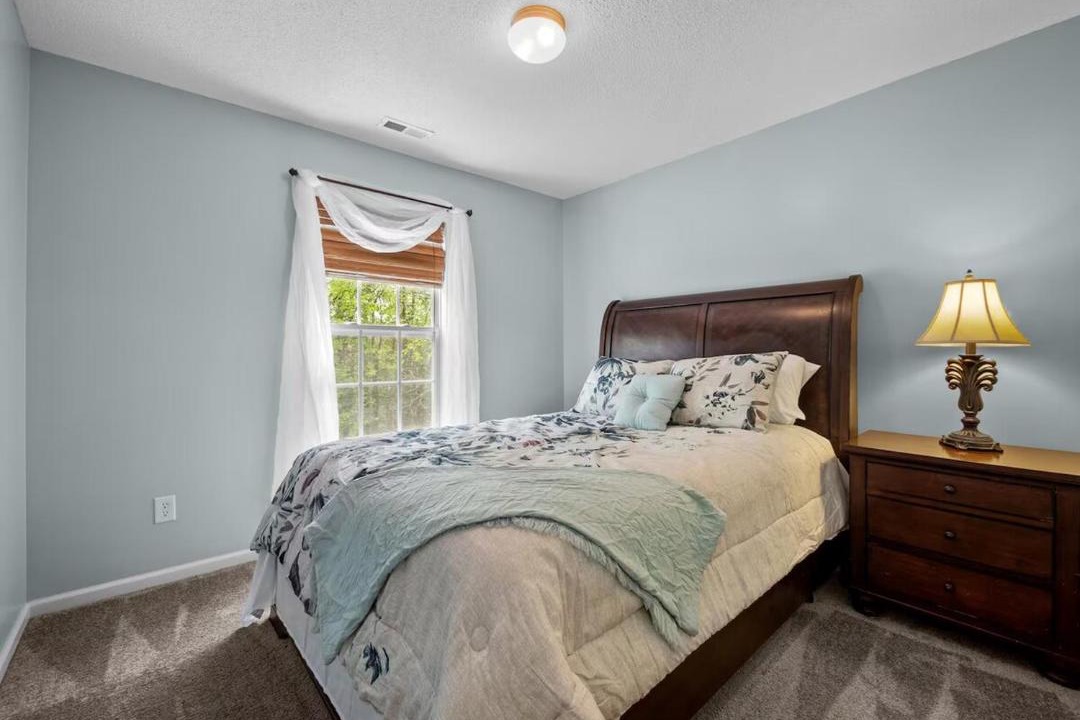 Photo of Bedroom in McCutcheon Field