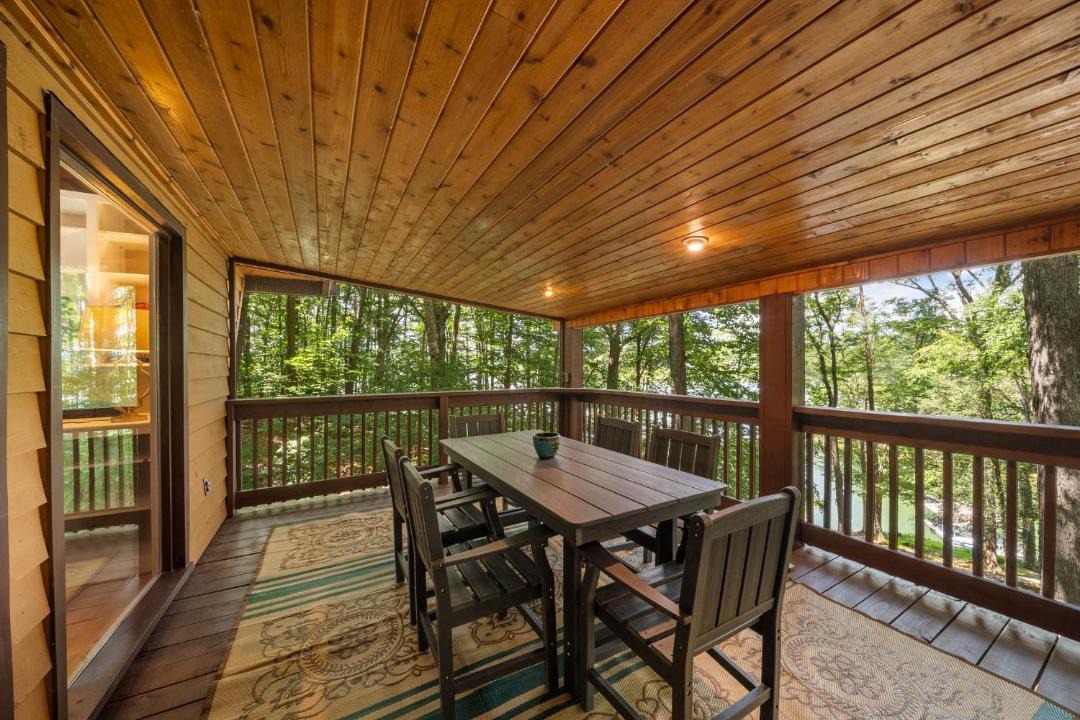 Photo of Patio Balcony in Wilkesboro