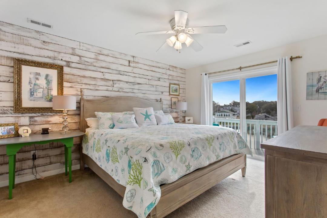 Photo of Bedroom in Colington Harbour
