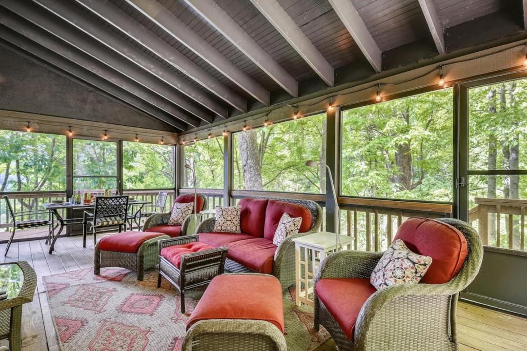 Photo of Patio Balcony in Burnsville