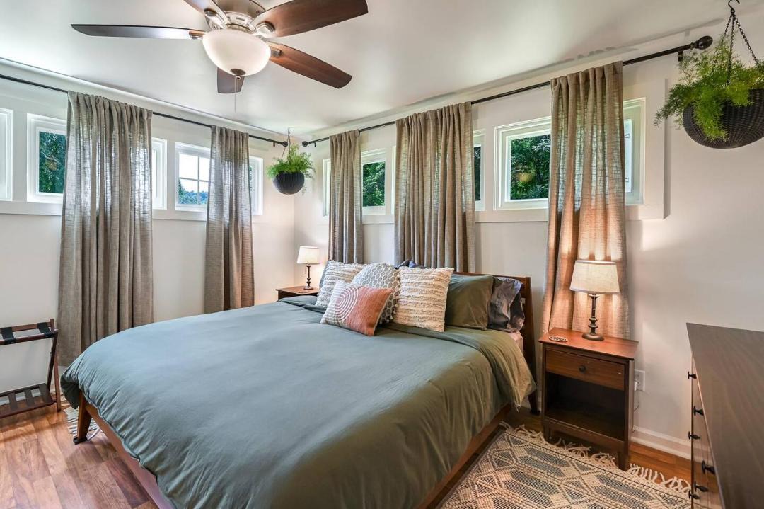 Photo of Bedroom in Woodfin