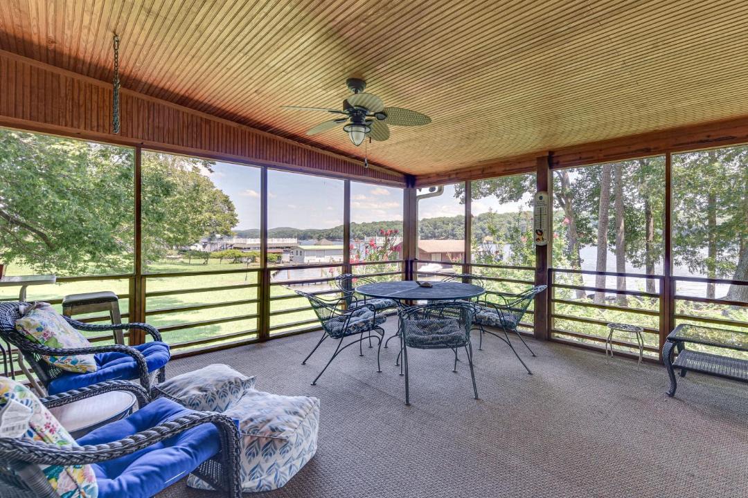Photo of Patio Balcony in Albemarle