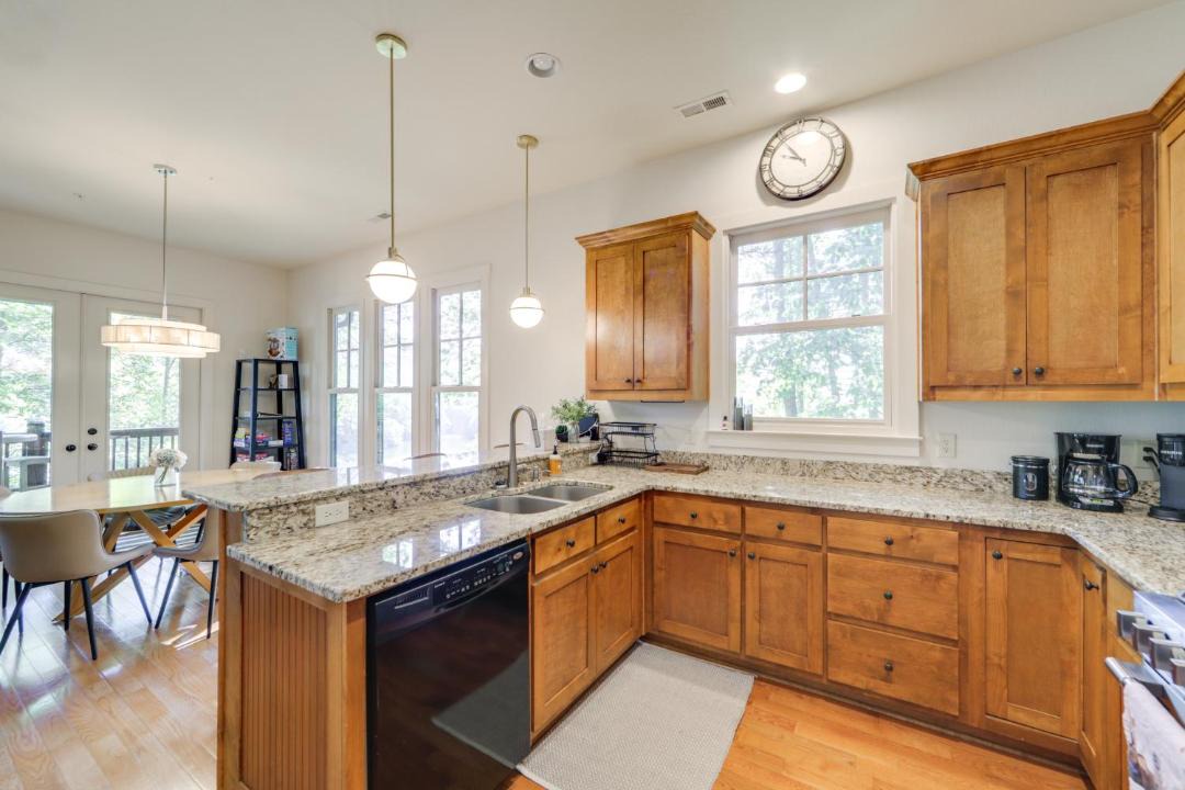 Photo of Kitchen in Bear Lake Reserve