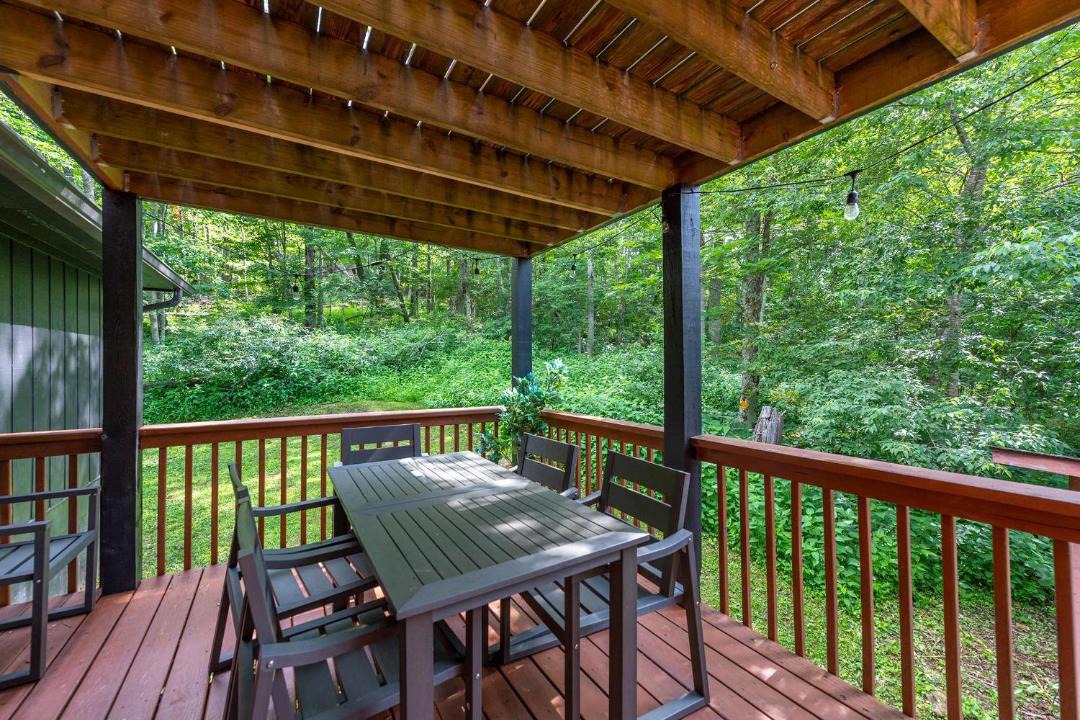 Photo of Patio Balcony in Wolf Laurel