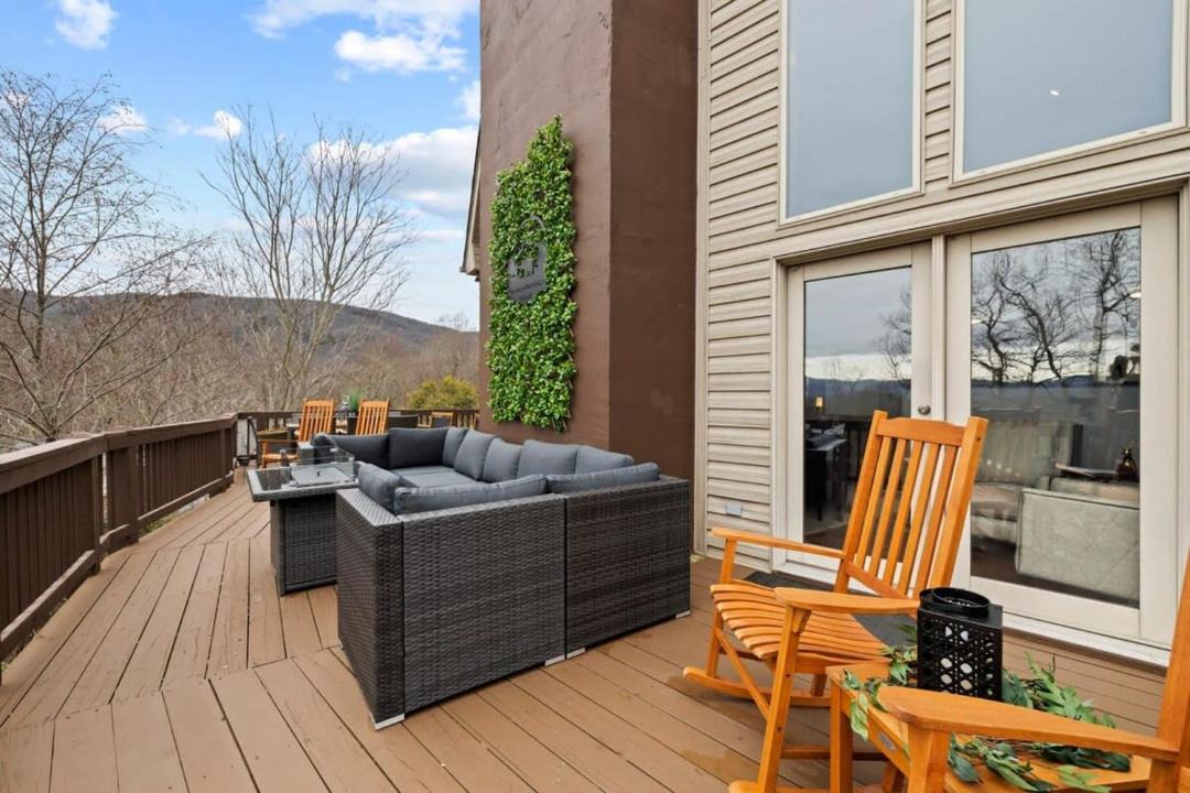 Photo of Patio Balcony in Fairview