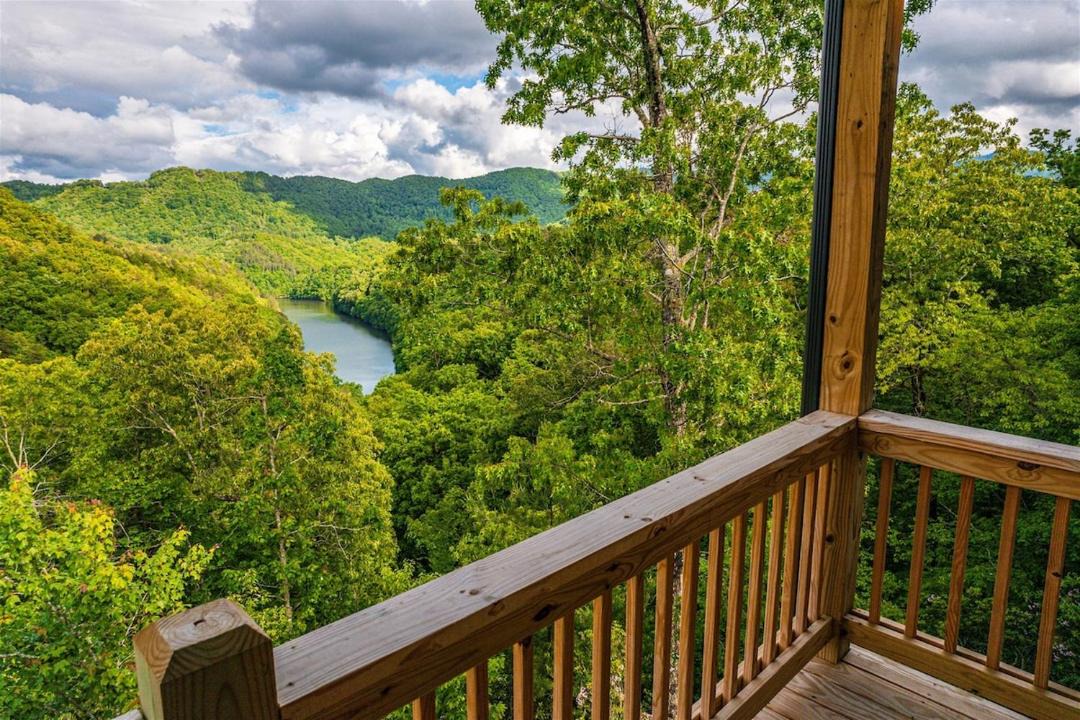 Photo of Patio Balcony in Bryson City
