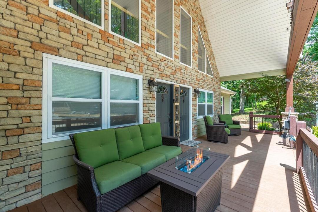 Photo of Patio Balcony in Weaverville