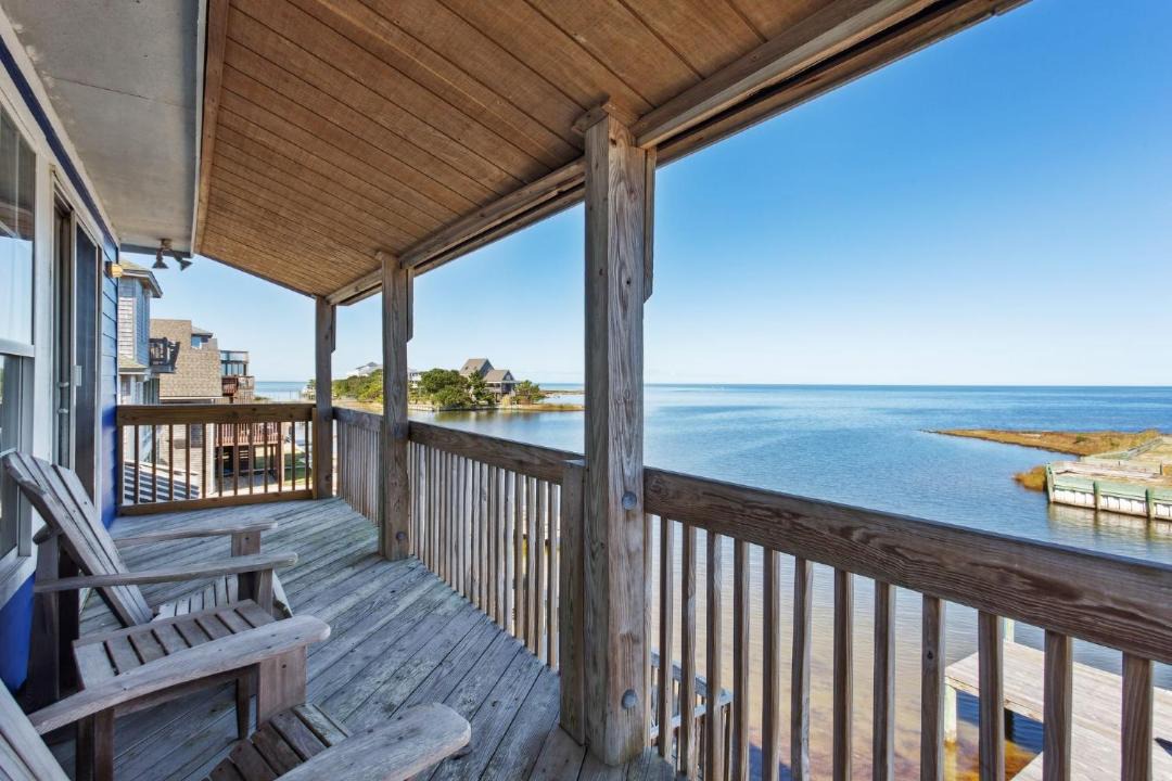 Photo of Patio Balcony in Brigands' Bay