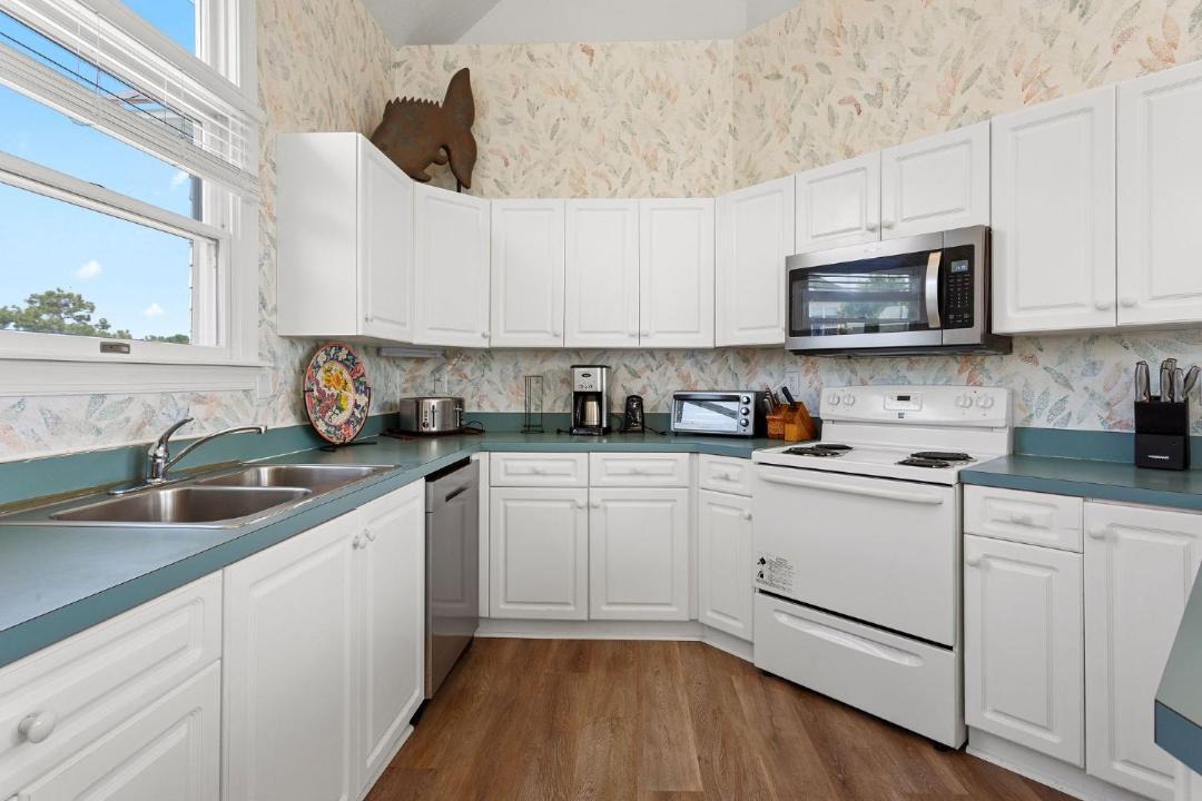 Photo of Kitchen in Monteray Shores