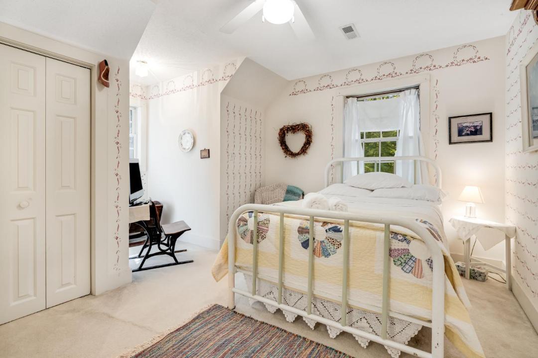 Photo of Bedroom in Rambling Ridge