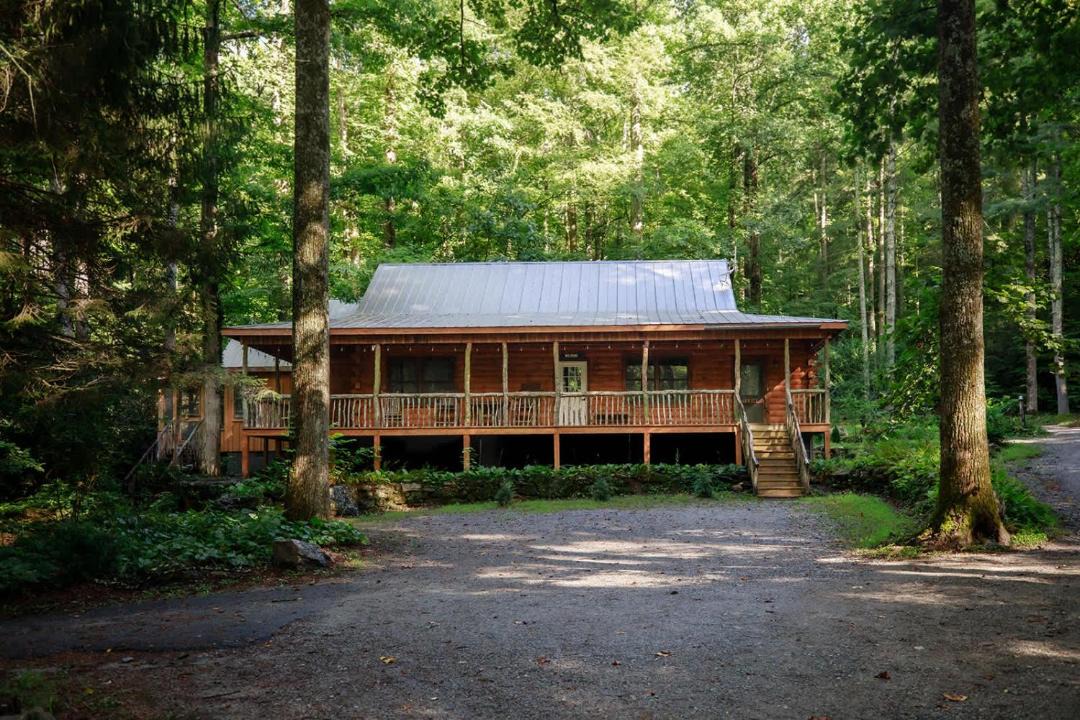 Photo of Others in Saluda