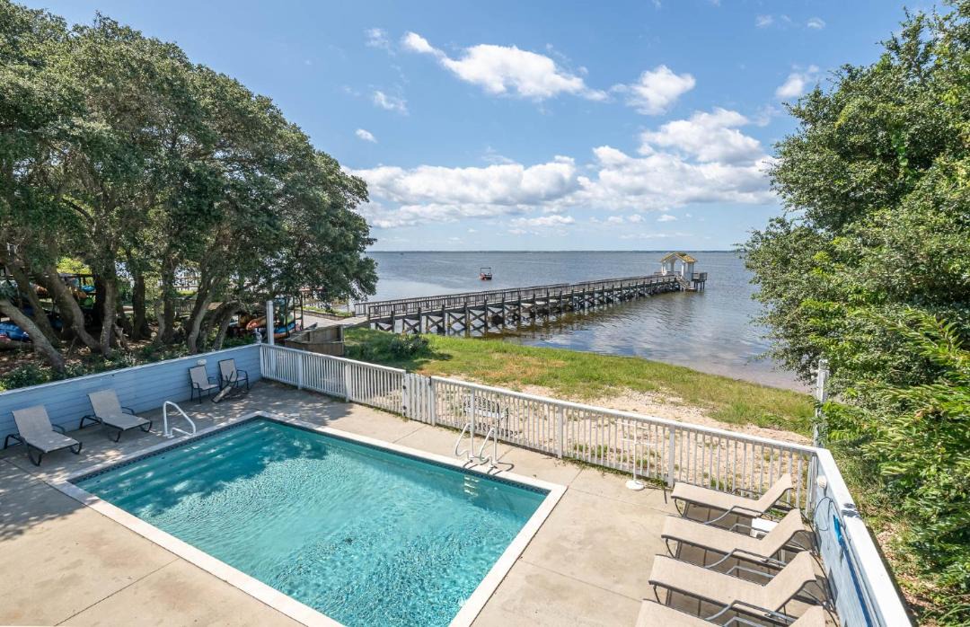 Photo of Patio Balcony in Monteray Shores