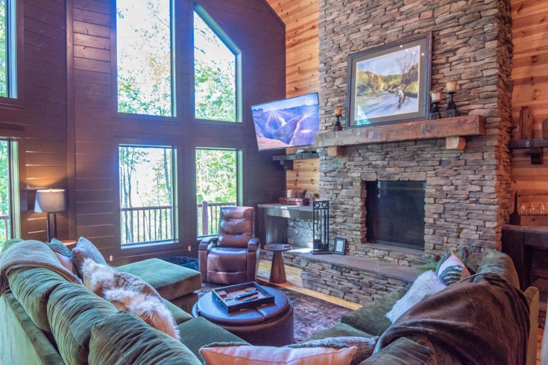 Photo of Livingroom in Lansing