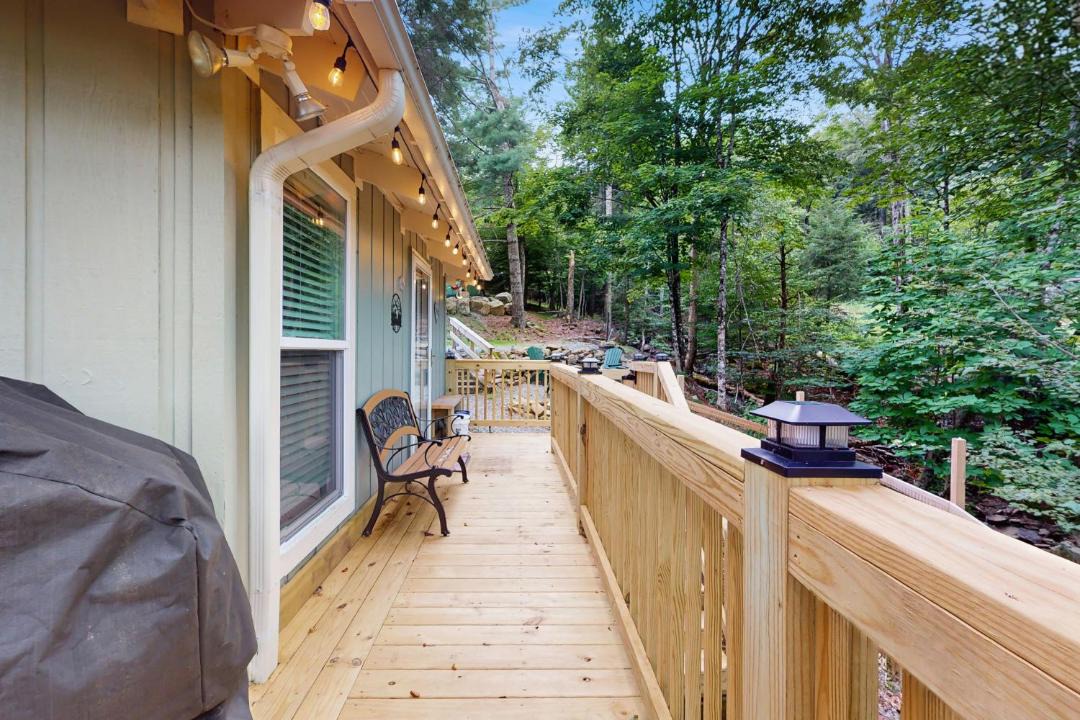 Photo of Patio Balcony in Beech Mountain