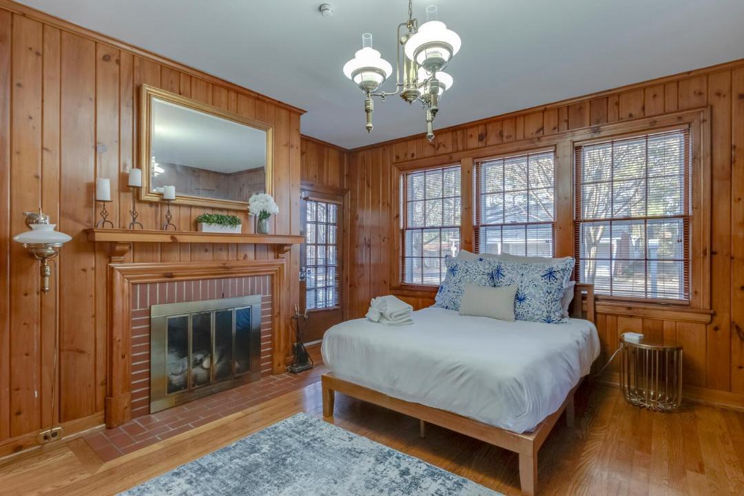 Photo of Bedroom in Donelson Hills