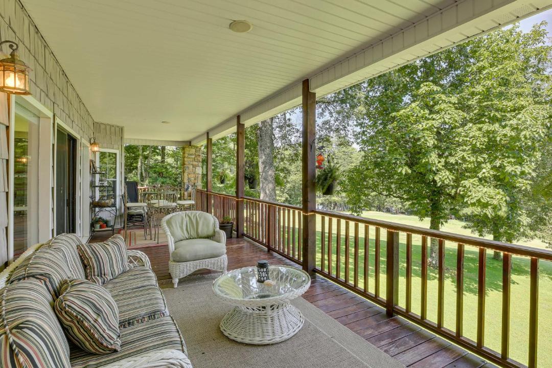 Photo of Patio Balcony in Roaring Gap
