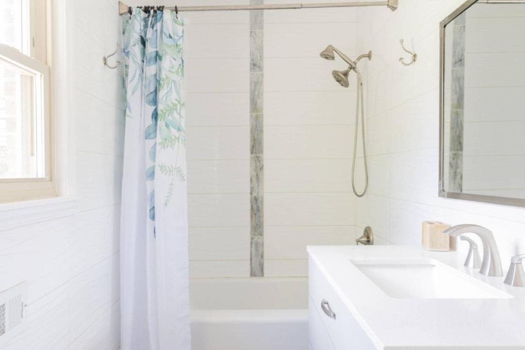 Photo of Bathroom in Oakdale