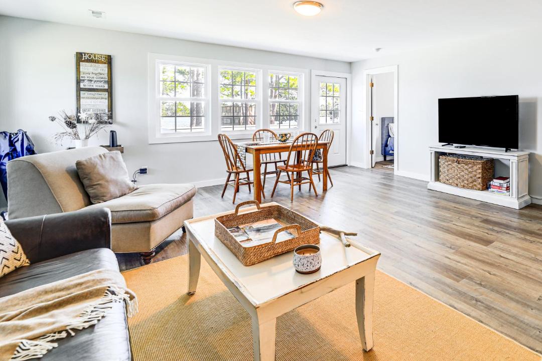 Photo of Livingroom in Aurora