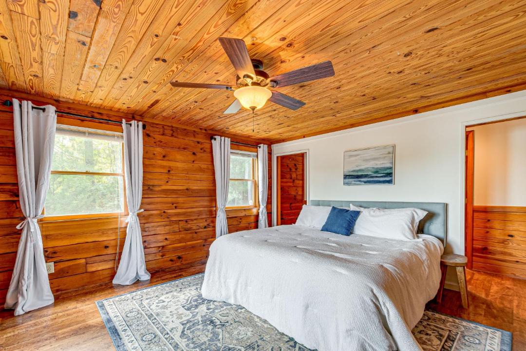 Photo of Bedroom in Semora