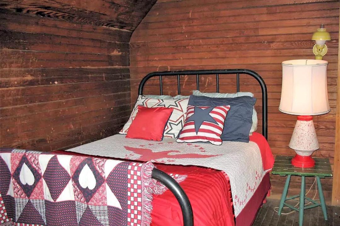 Photo of Bedroom in Frank