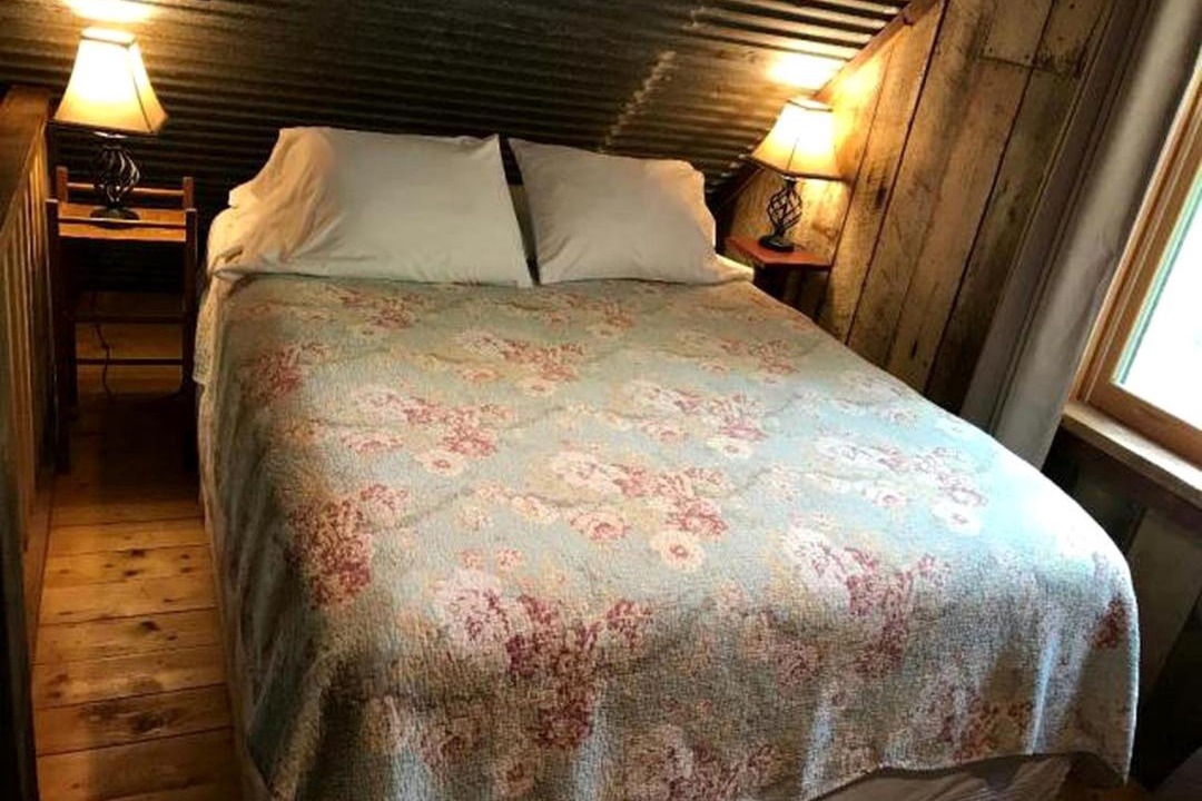 Photo of Bedroom in Elkin