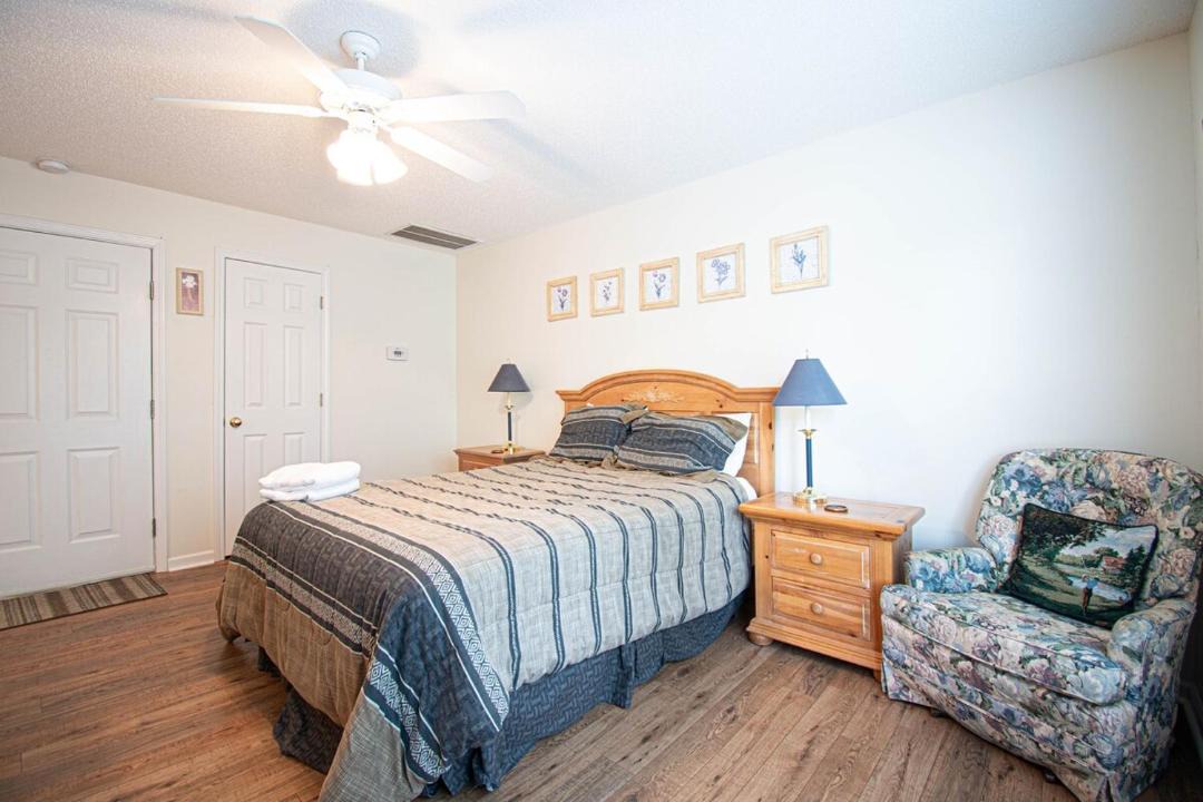 Photo of Bedroom in St. James