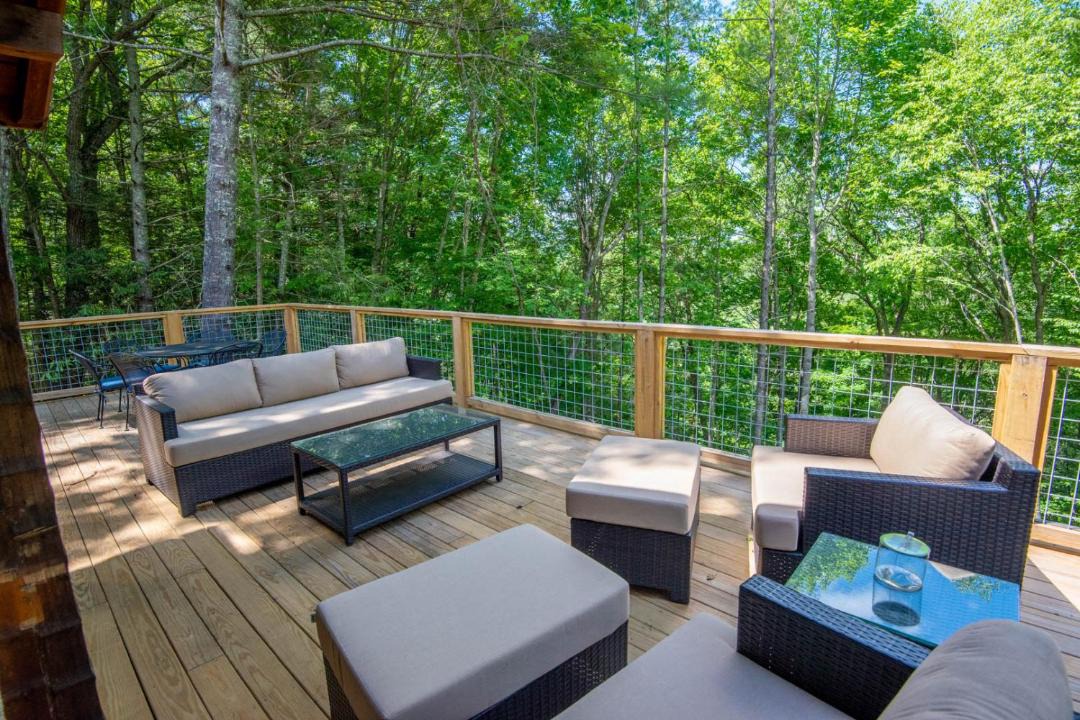 Photo of Patio Balcony in Lansing
