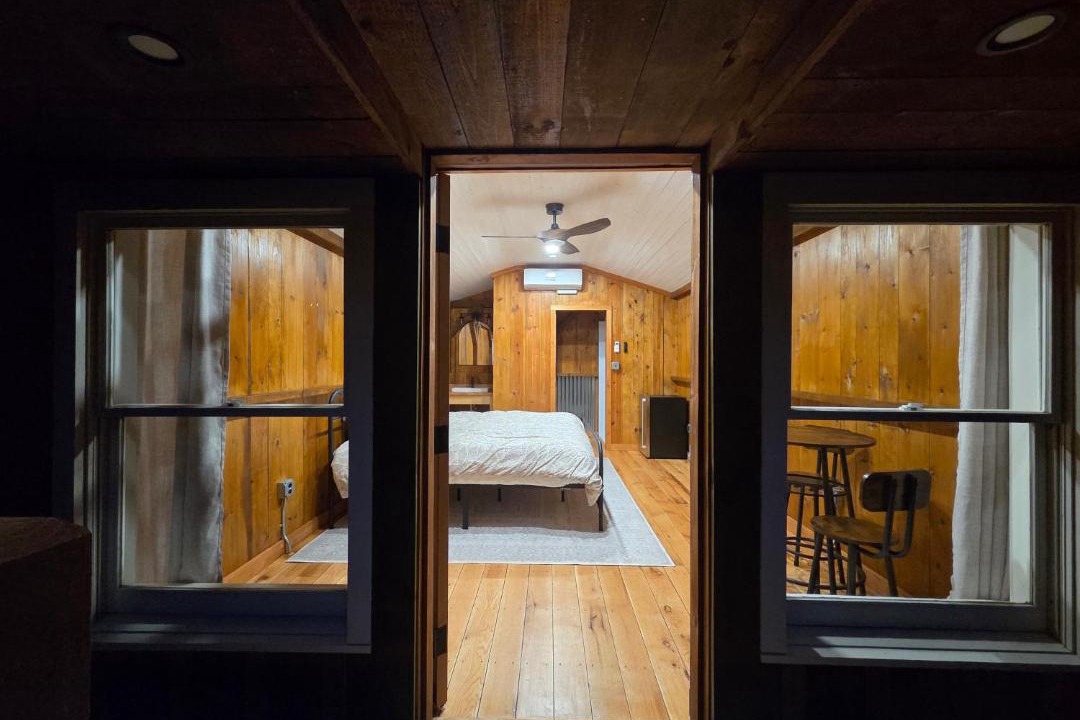 Photo of Bedroom in Robbinsville