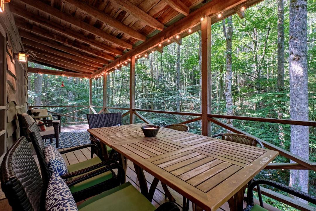 Photo of Patio Balcony in Scaly Mountain