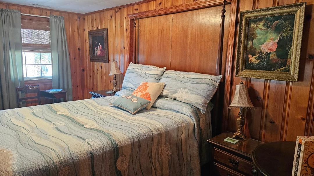 Photo of Bedroom in Morehead City