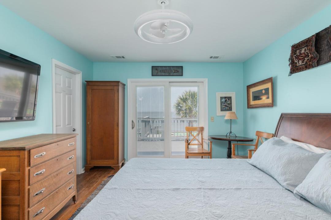 Photo of Bedroom in Saint Helena Island
