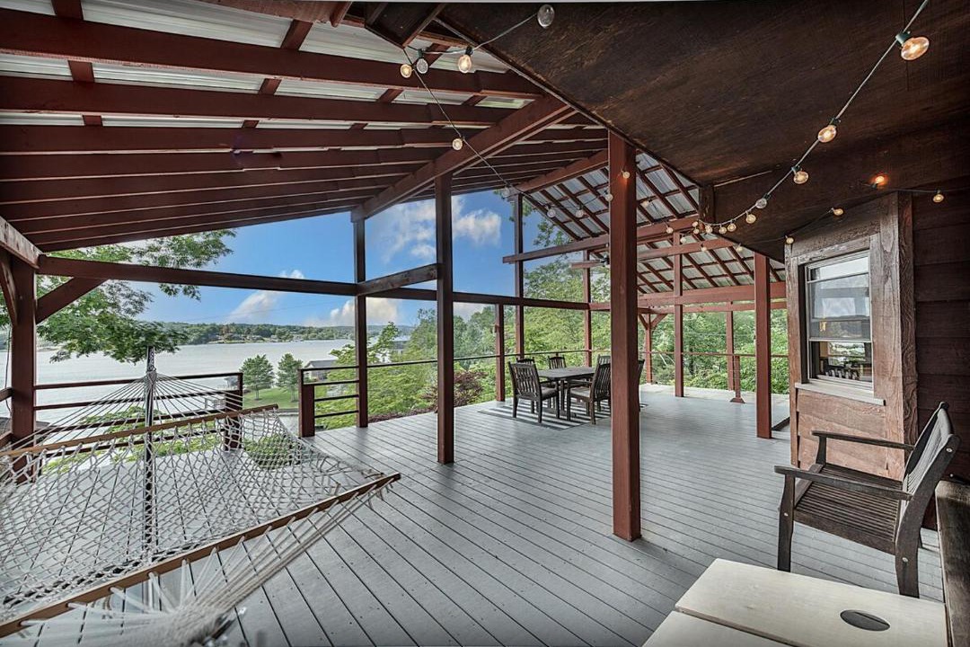 Photo of Patio Balcony in Hickory