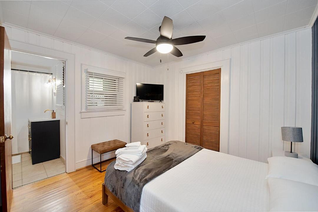 Photo of Bedroom in Hickory