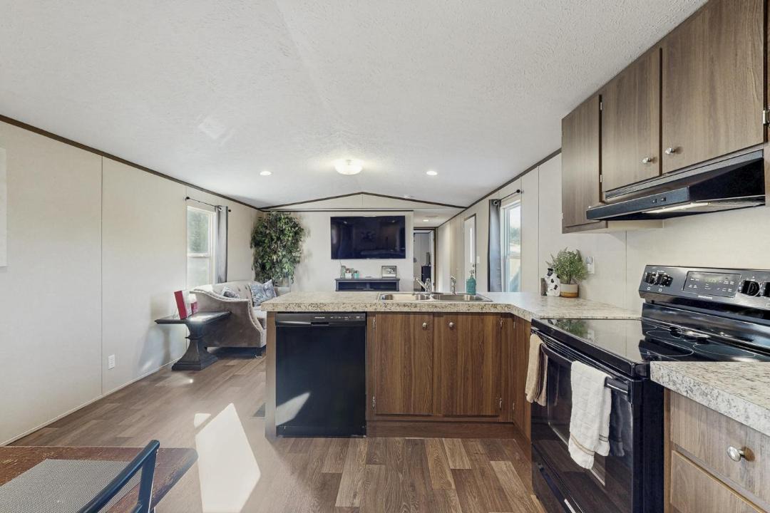 Photo of Kitchen in Hendersonville
