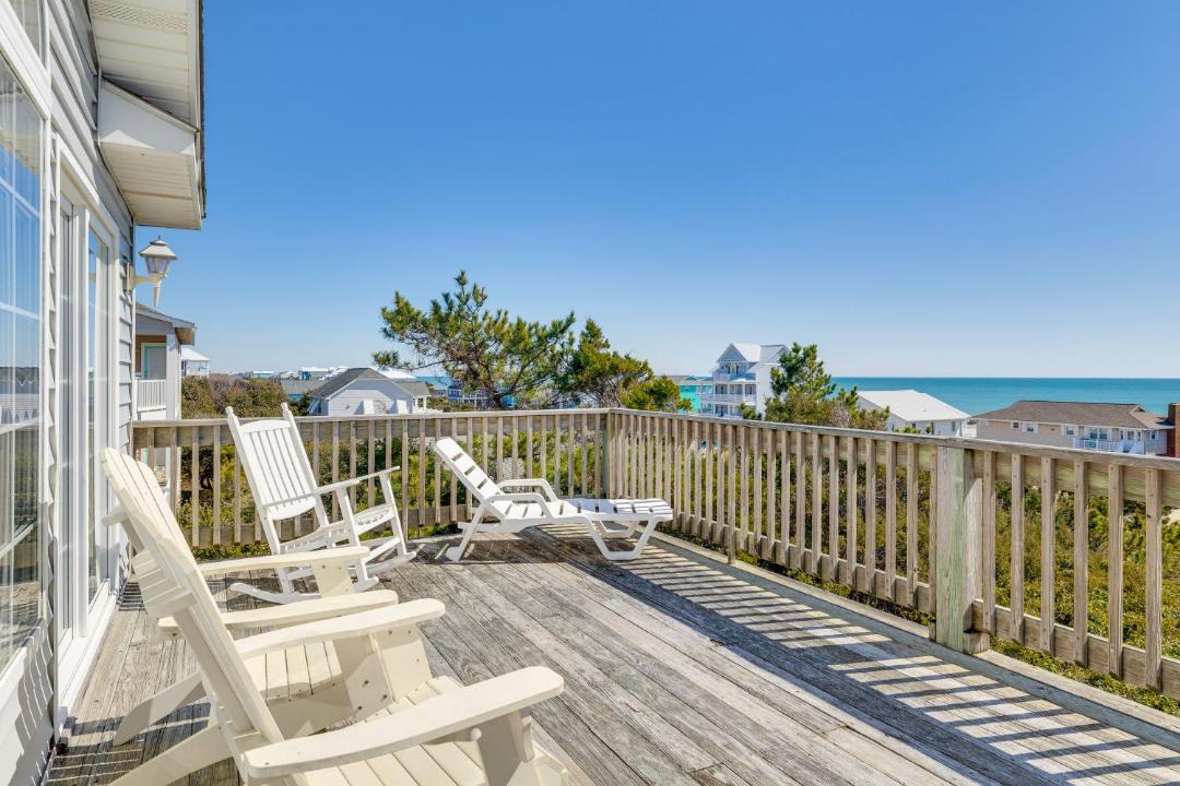 Photo of Patio Balcony in Emerald Isle