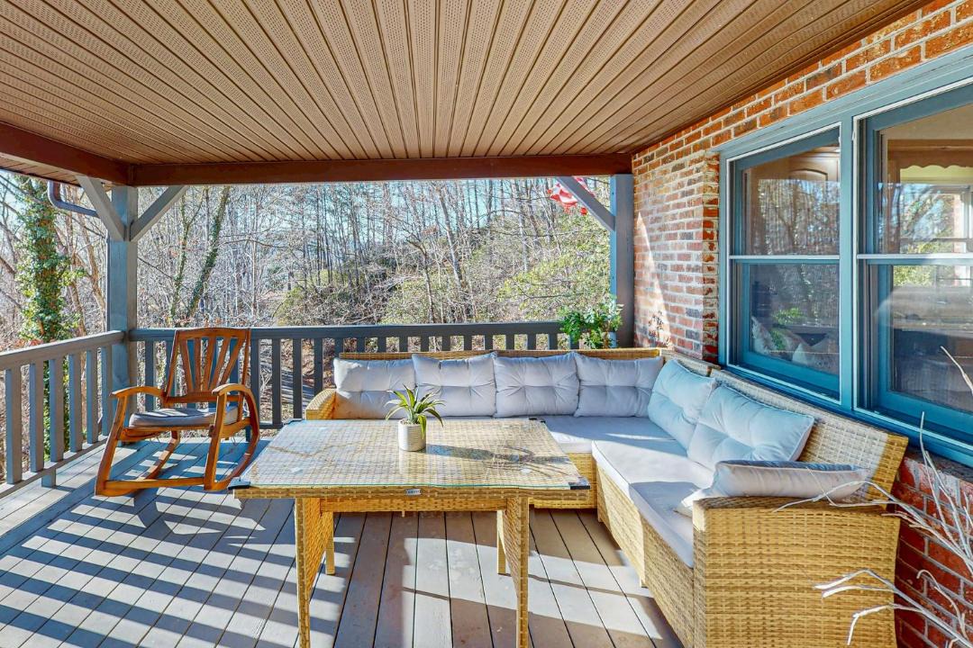 Photo of Patio Balcony in Bryson City