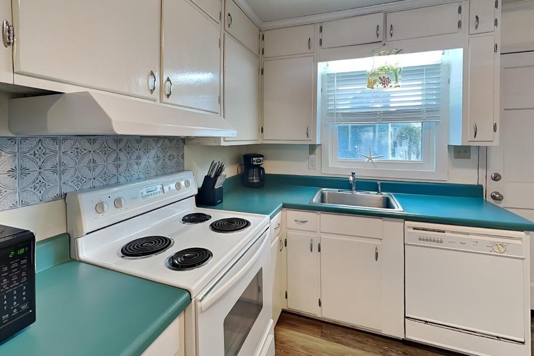 Photo of Kitchen in Topsail Beach