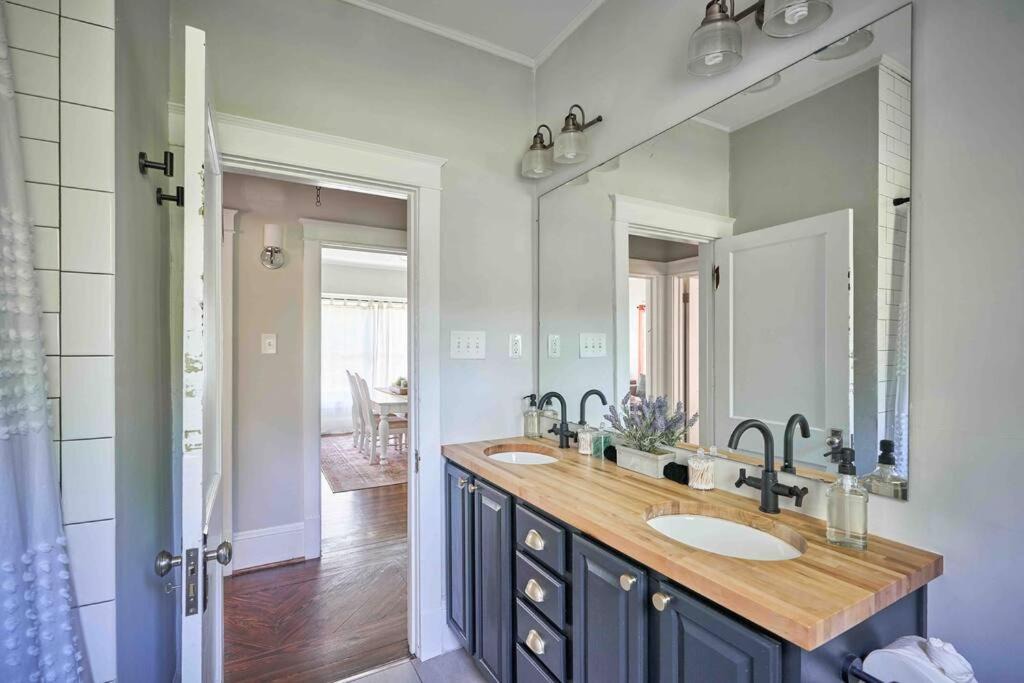 Photo of Bathroom in Downtown