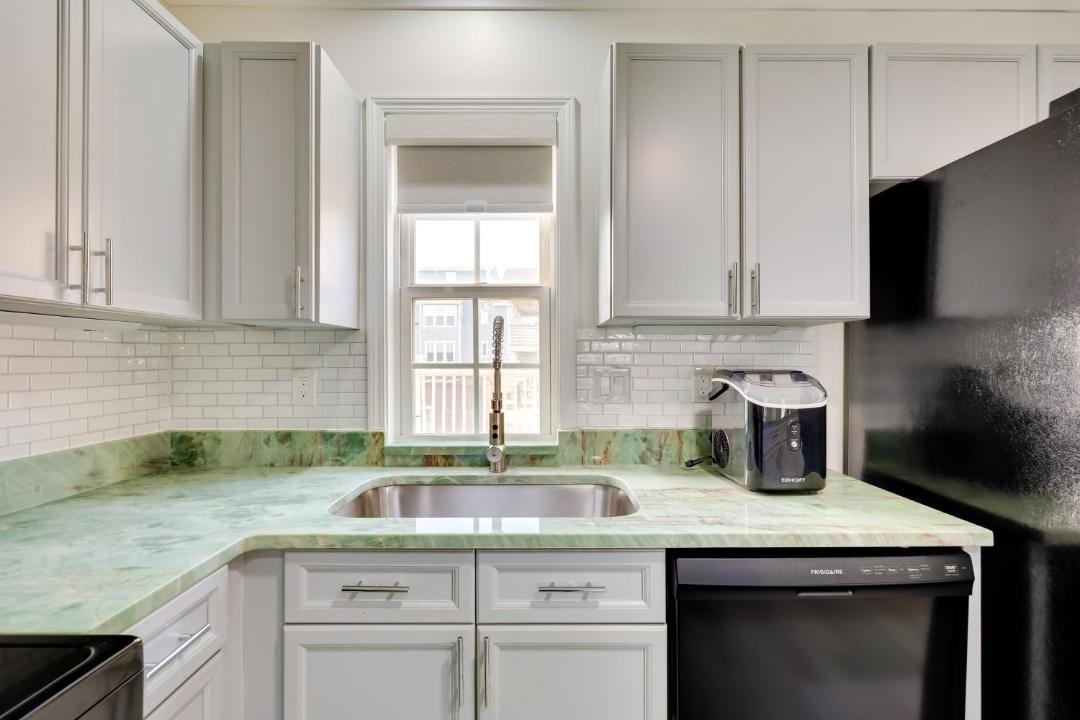 Photo of Kitchen in North Carolina Coast