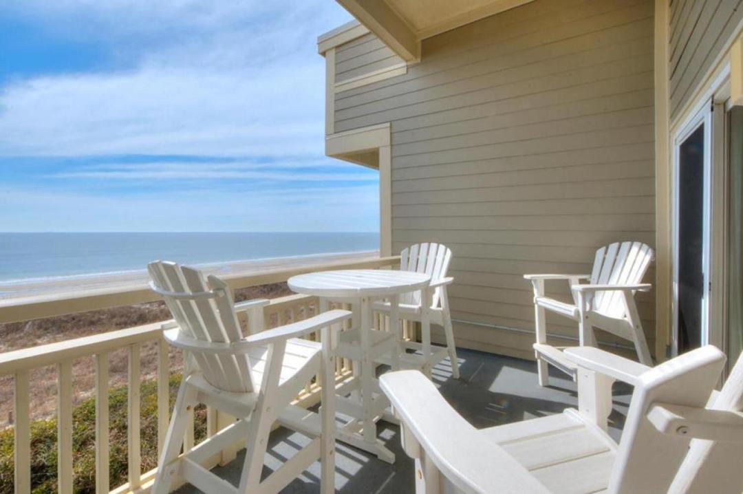 Photo of Patio Balcony in Caswell Beach