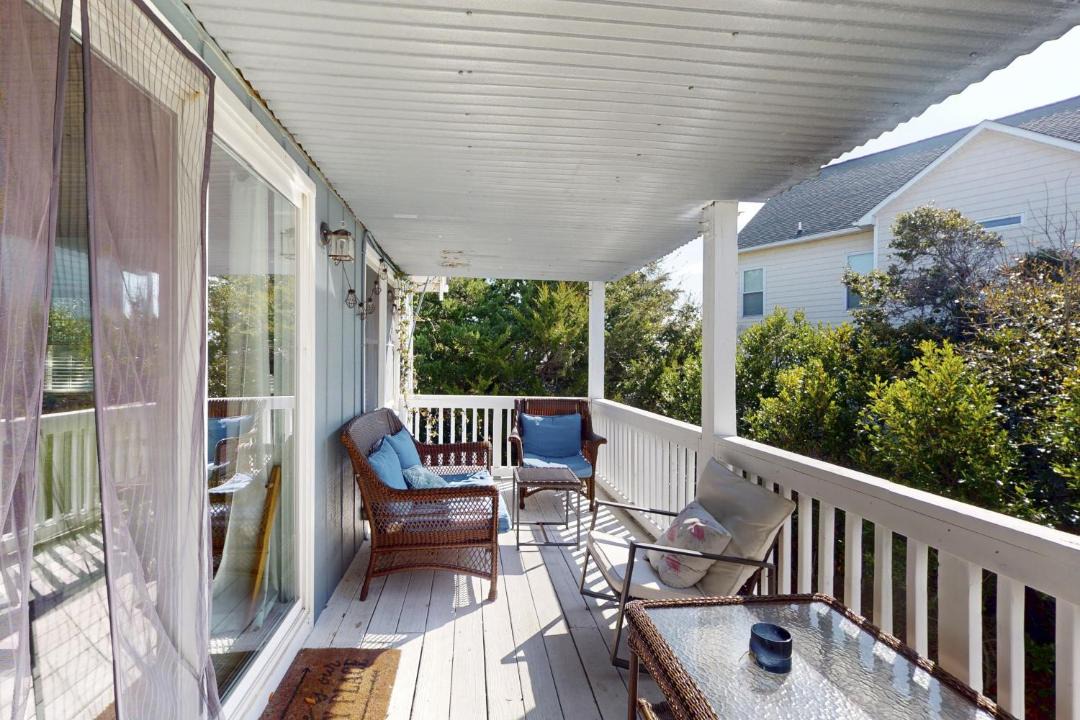 Photo of Patio Balcony in Emerald Isle