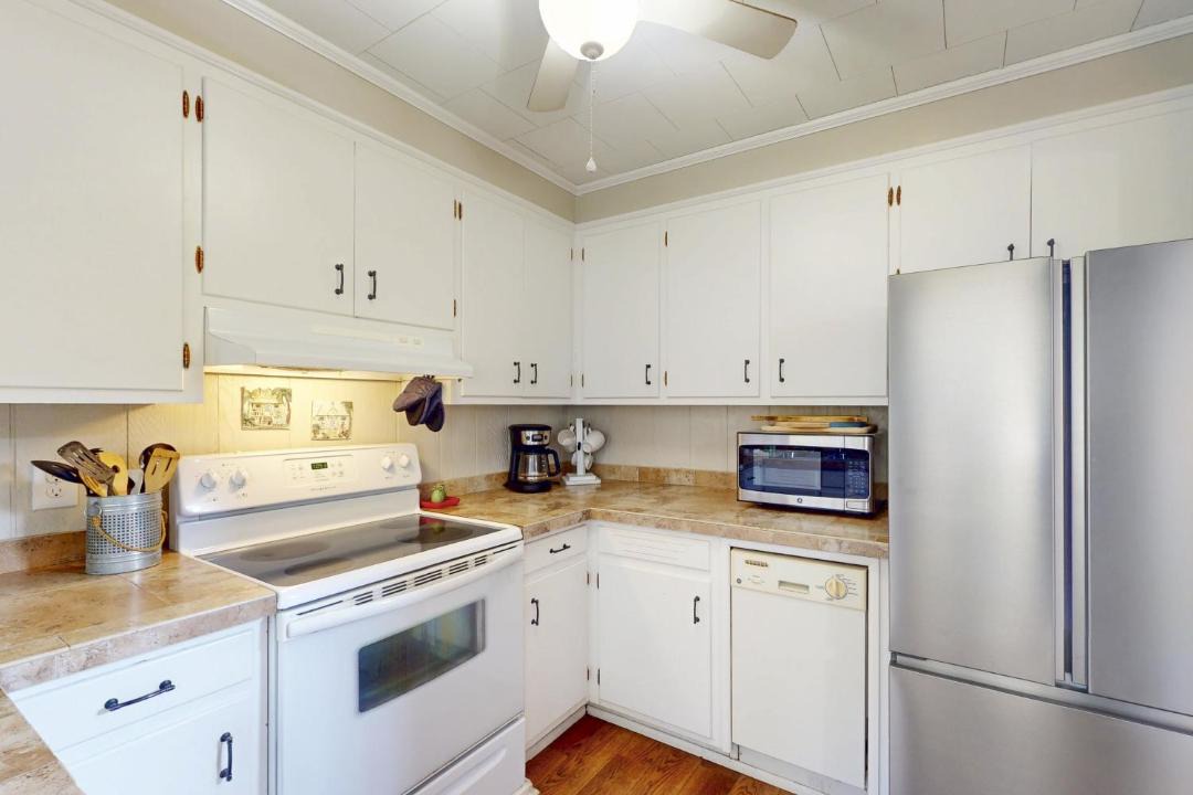 Photo of Kitchen in Emerald Isle