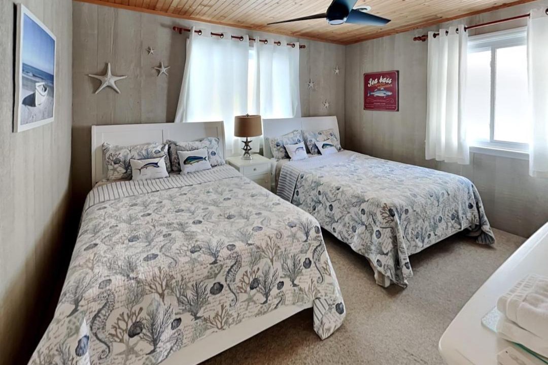Photo of Bedroom in Topsail Beach