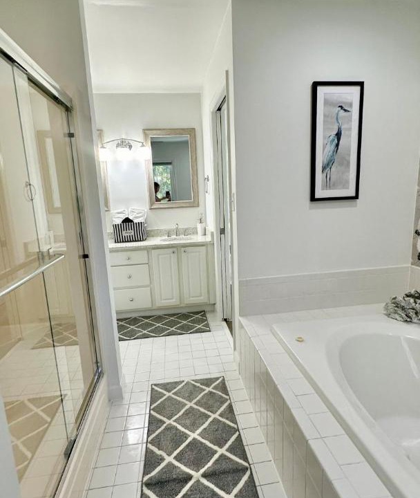 Photo of Bathroom in Pine Knoll Shores