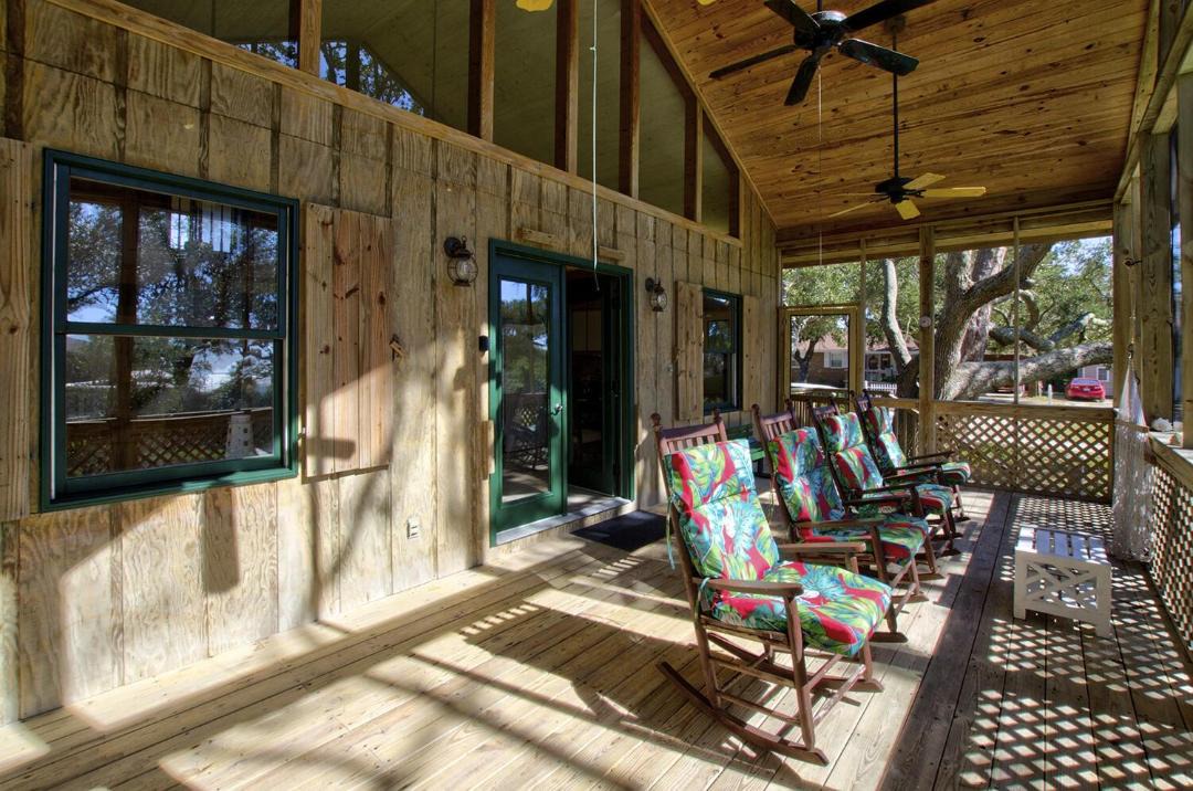Photo of Patio Balcony in Harkers Island